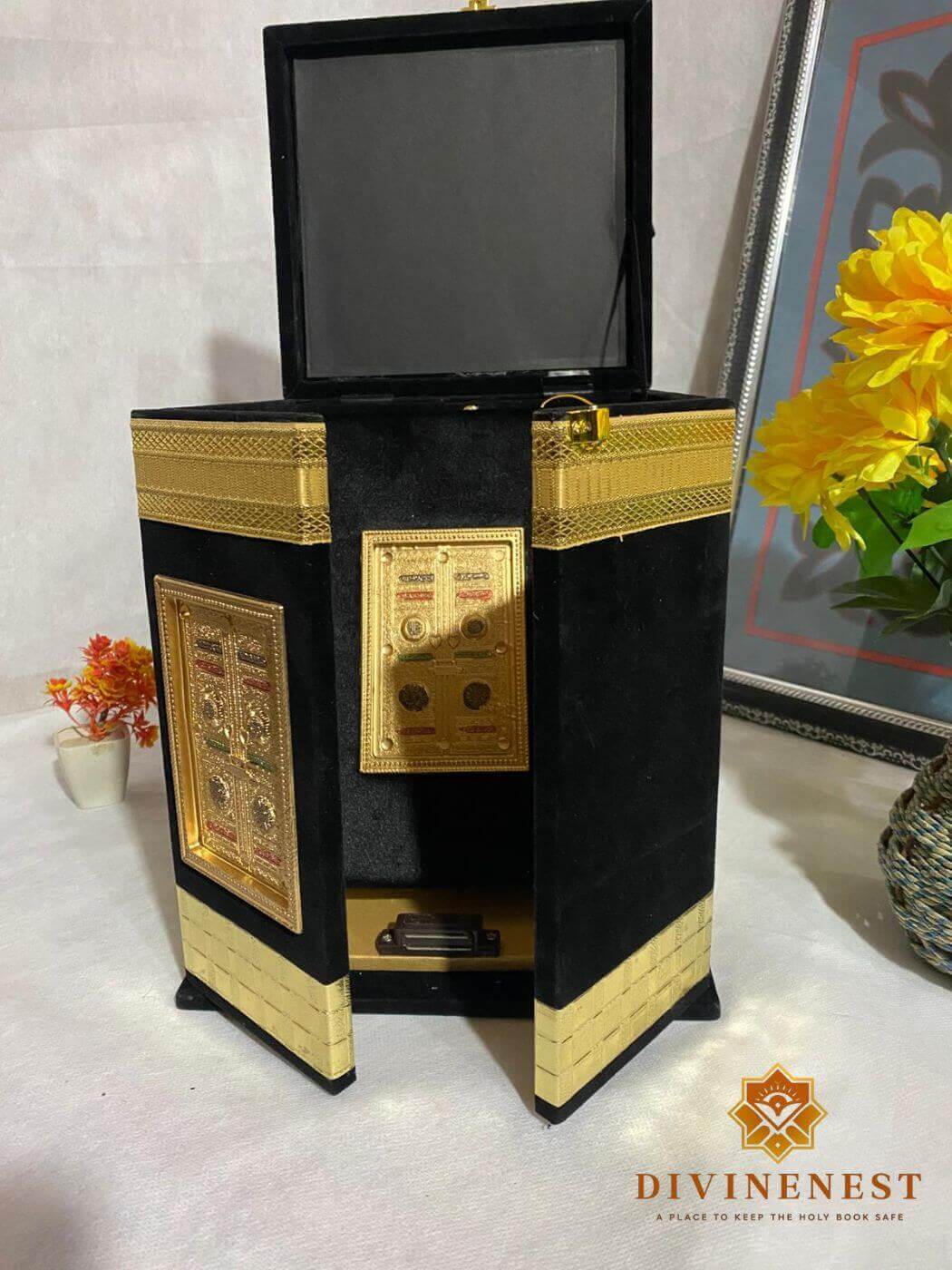 Kaaba Model Box With Quran