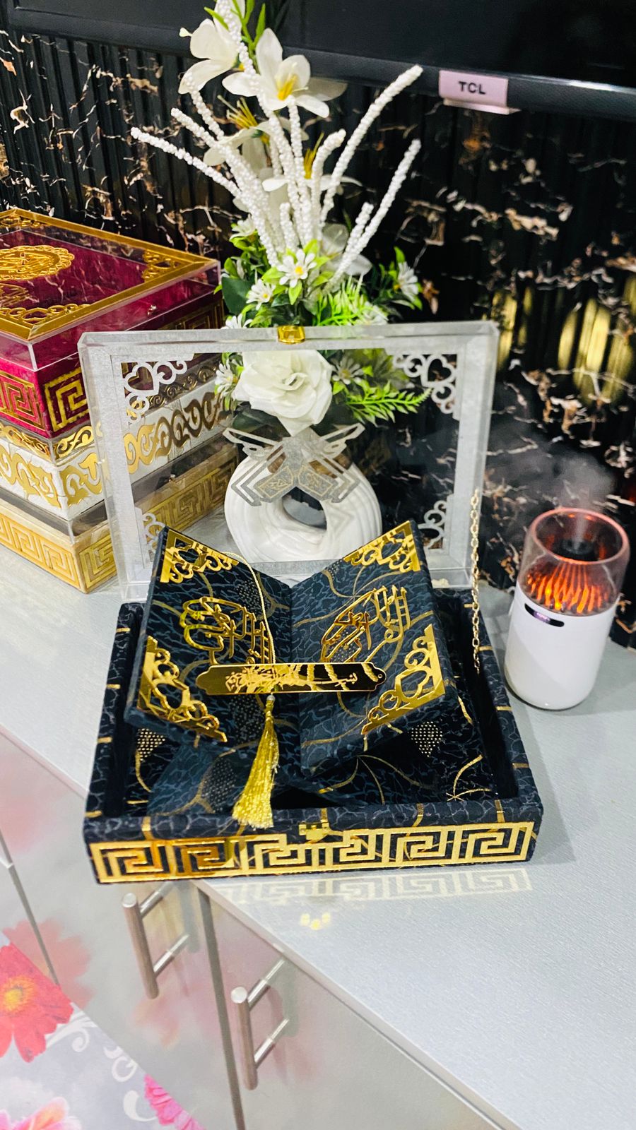 Black Acrylic Display Quran Box Set – Luxury Islamic Gift Box with Velvet Rehal