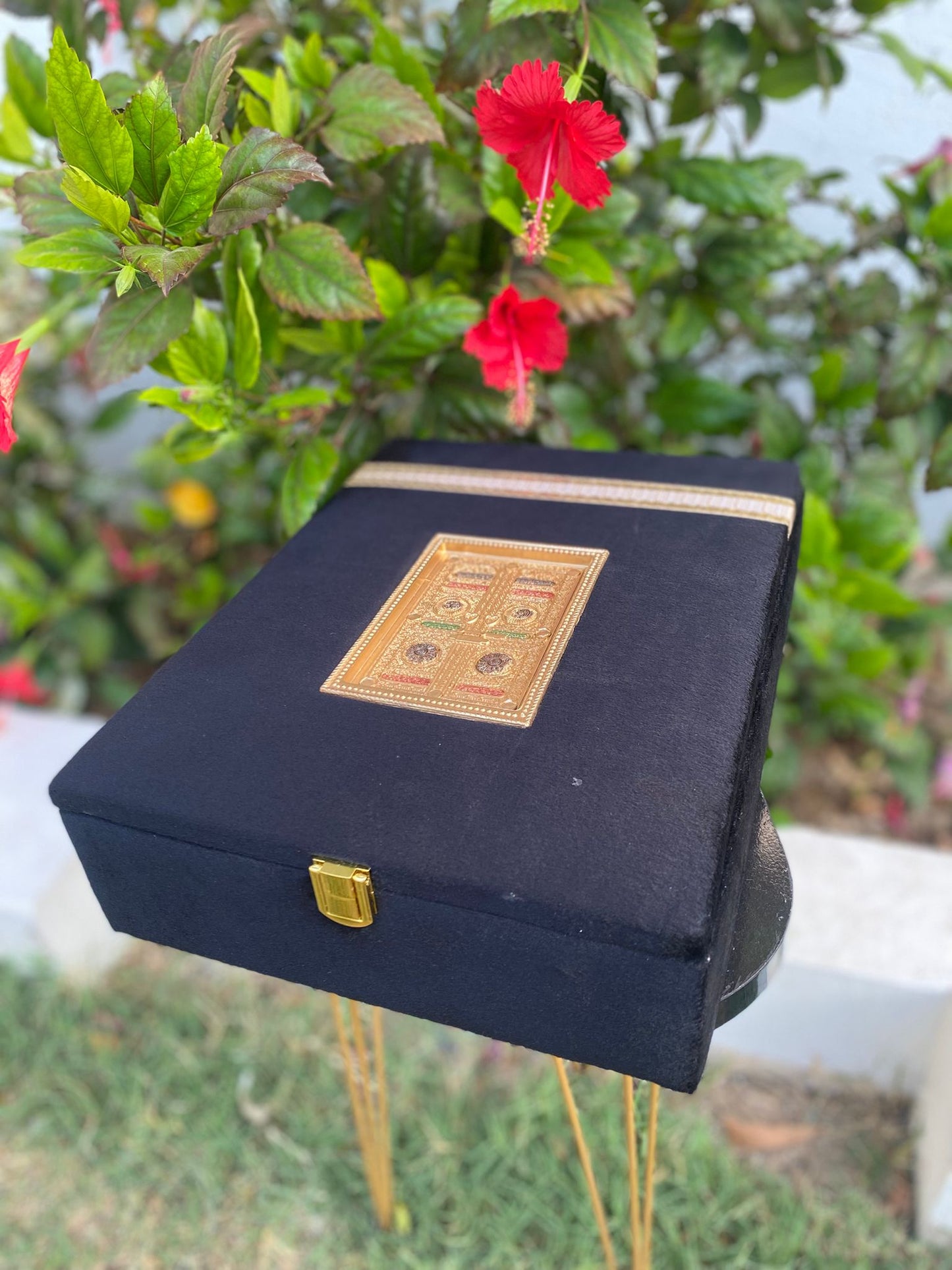 Kaaba Gate Quran Box Set – Luxury Islamic Gift for Ramzan