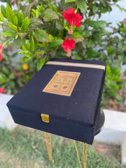 Kaaba Gate Quran Box Set – Luxury Islamic Gift for Ramzan