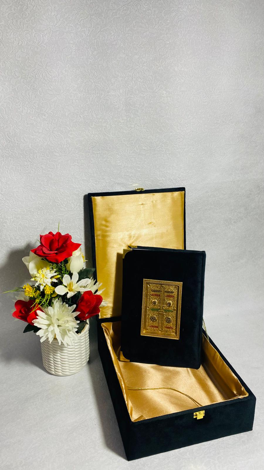 Premium Kaaba Gate Inspired Quran Gift Box Set – Weddings, Hajj, Umrah & Special Occasions